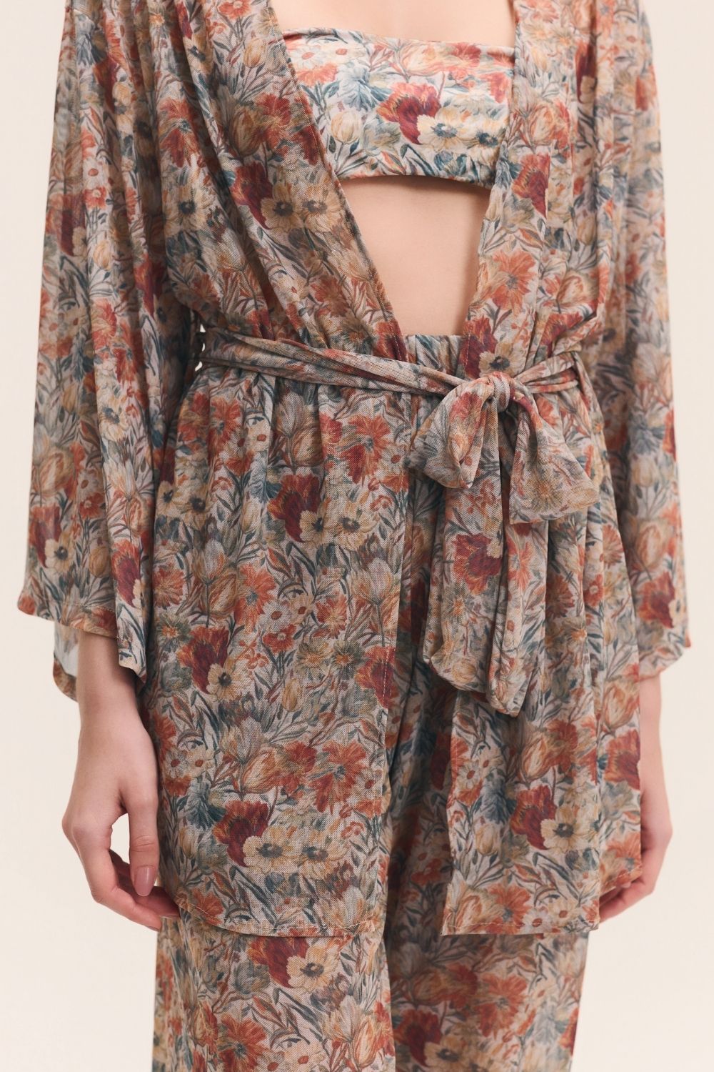 Kimono Tule Tapeçaria