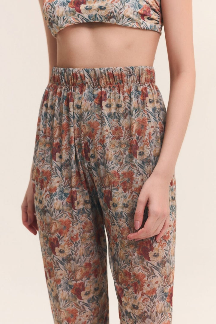 Calça Tule Tapeçaria