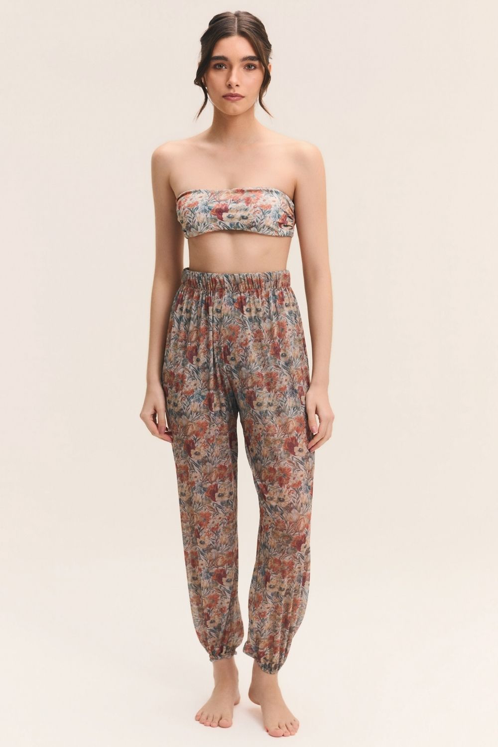 Calça Tule Tapeçaria