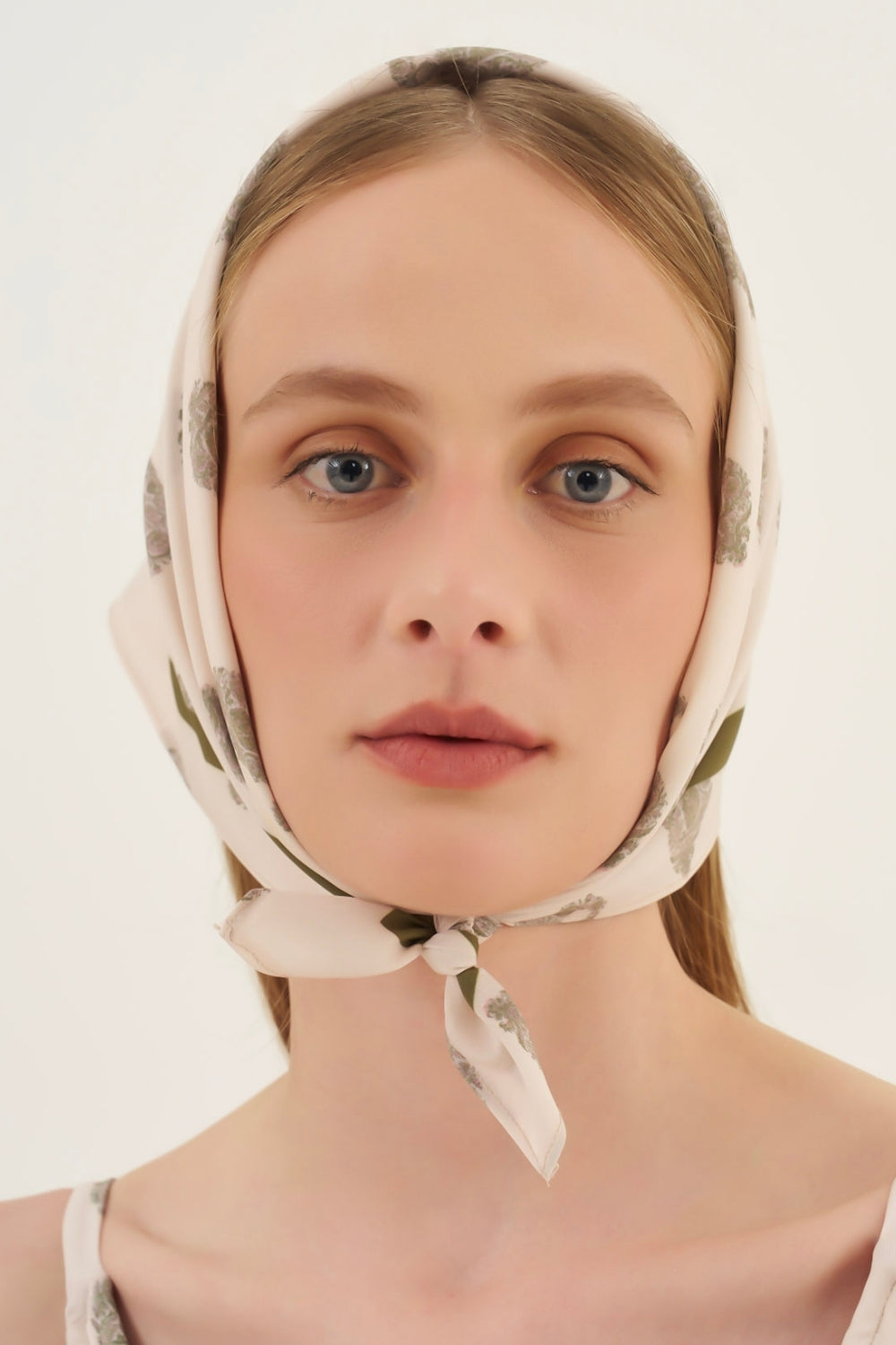 Lenço Petit Carré Paisley