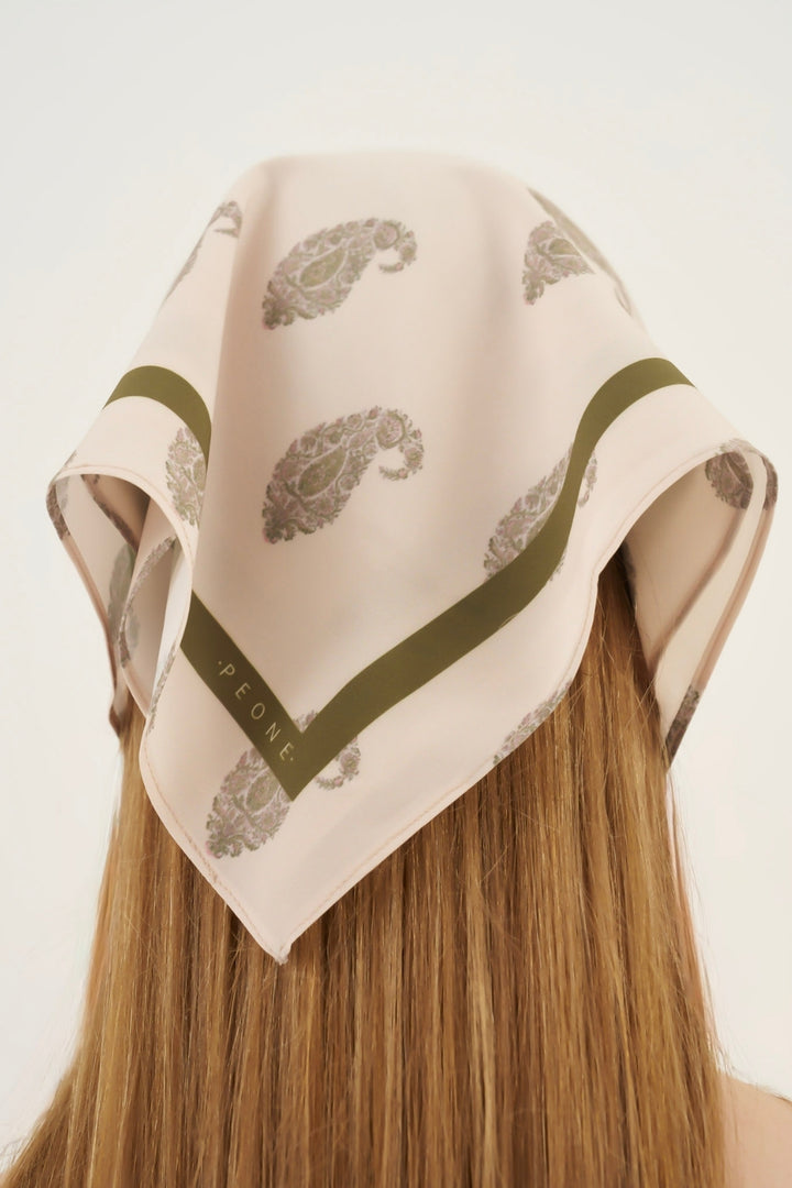 Lenço Petit Carré Paisley