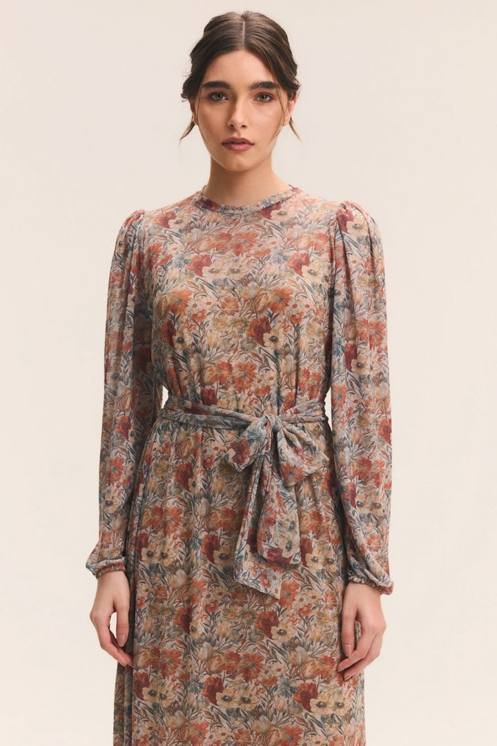 Vestido Tule Tapeçaria